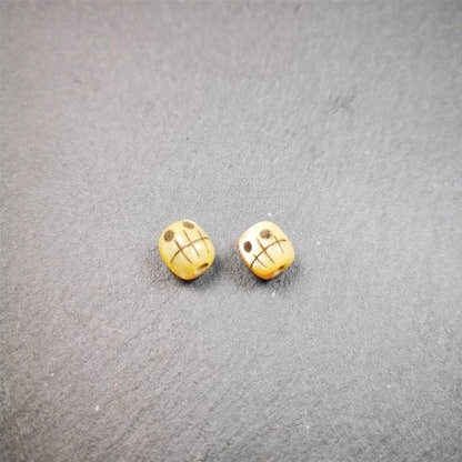 1 Pair of Fish Bone Skull Beads 0.3" - Tibetan Buddhist art, view 7