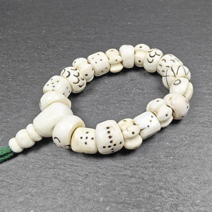 Tibetan Conch Shell Wrist Mala Bracelet - Tibetan Buddhist mala beads, view 4