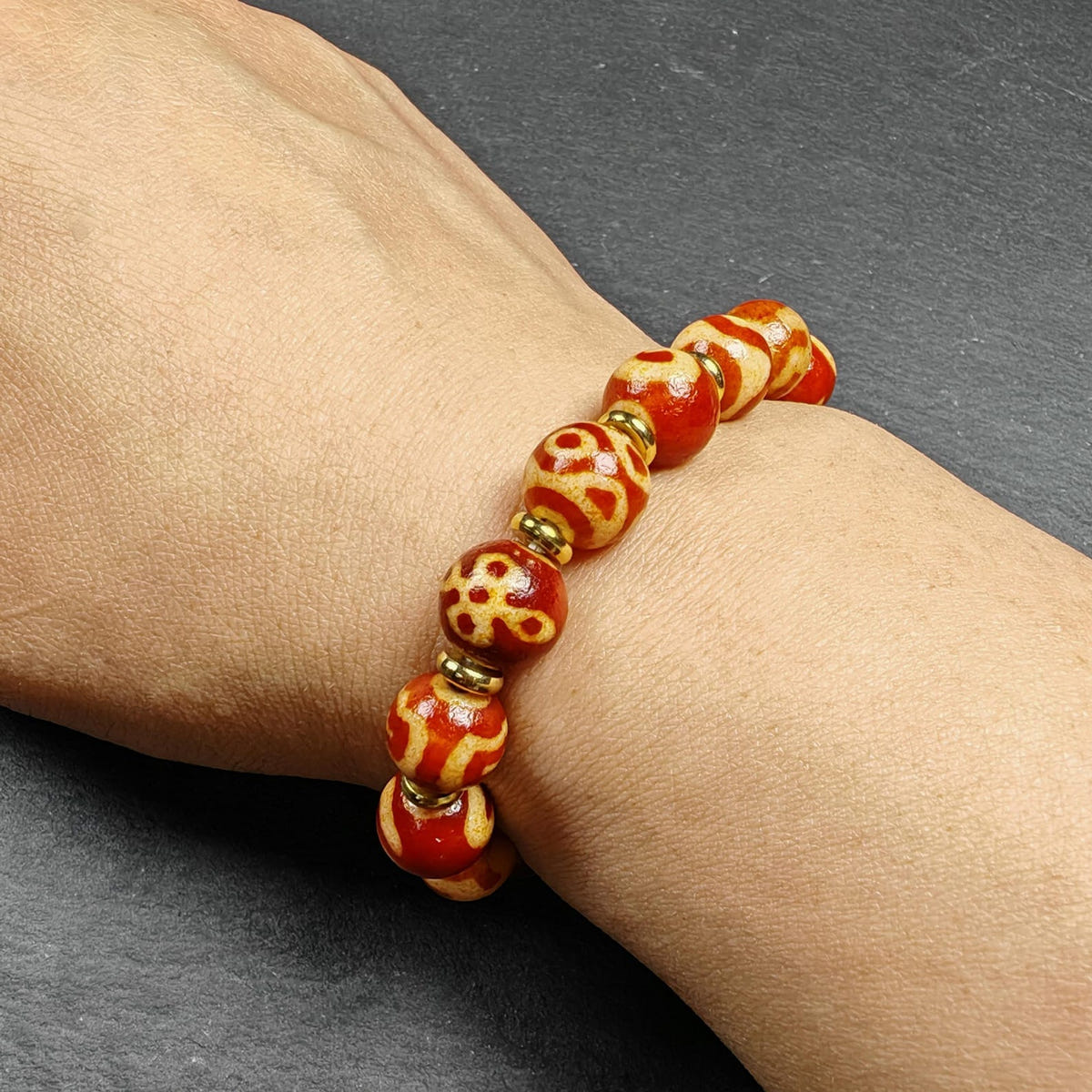Authentic Tibetan Fire Agate Darlo Dzi Wrist Mala - Tibetan Buddhist mala beads, detailed view