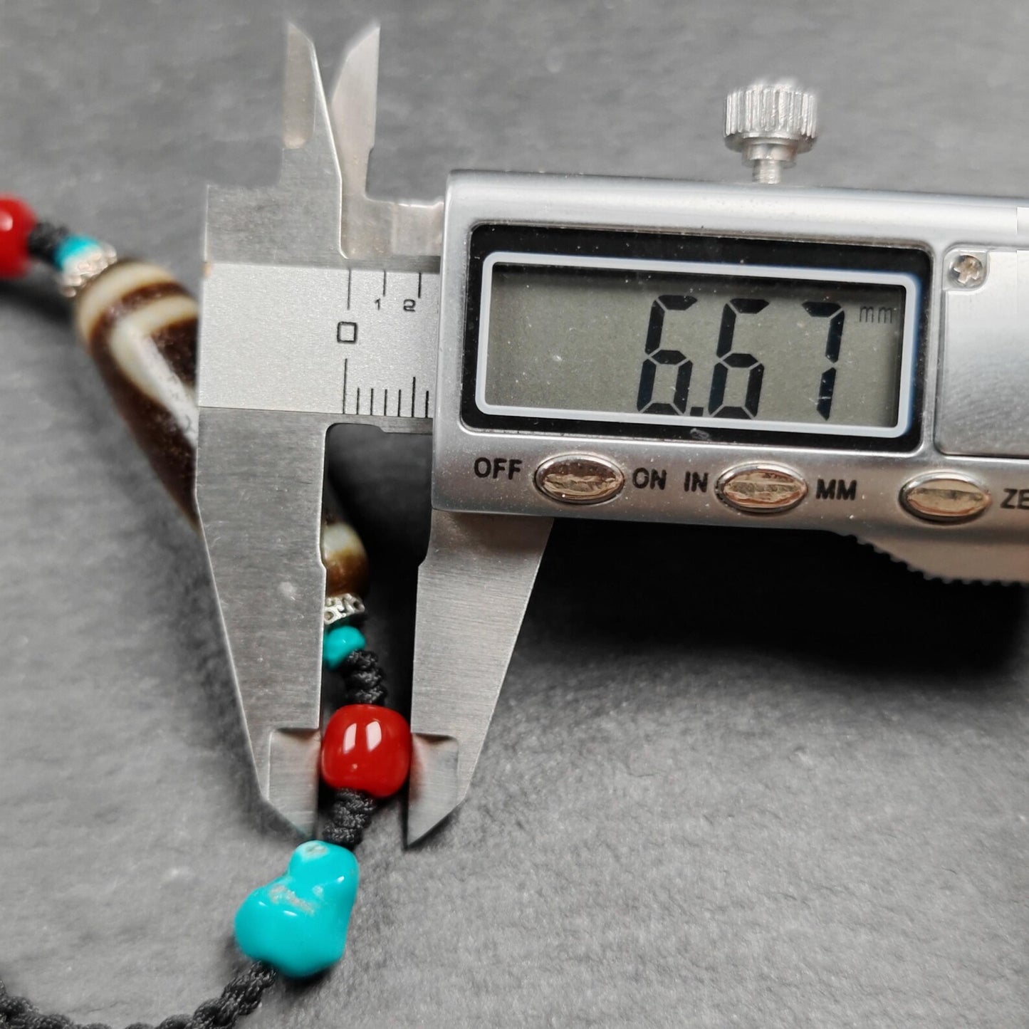 Vintage Benefactor Dzi Bead Necklace | 35*11mm