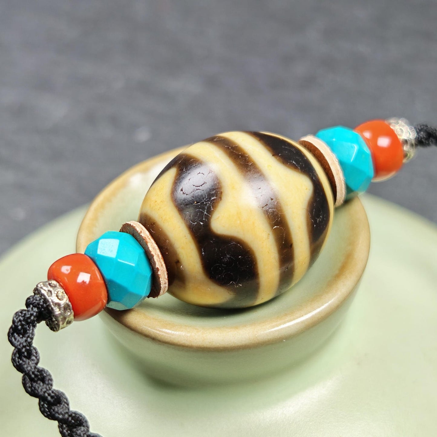 Tiger Tooth Dzi Bead Collarbone Pendant Necklace 20*18mm