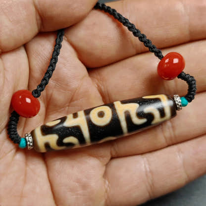 Guru Rinpoche Three Realms 3 Eyes Dzi Bead,50 - Tibetan Buddhist bead necklace, close-up detail