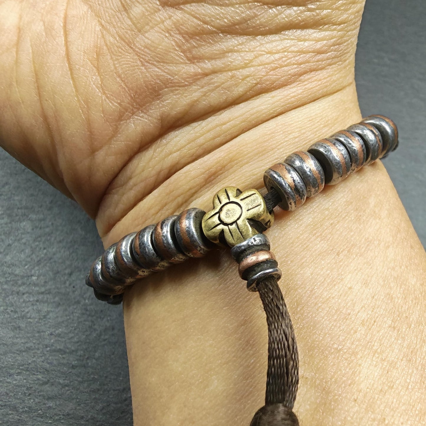 Wrist Mala ｜ Handmade 8mm Cold Iron Vajra Bracelet