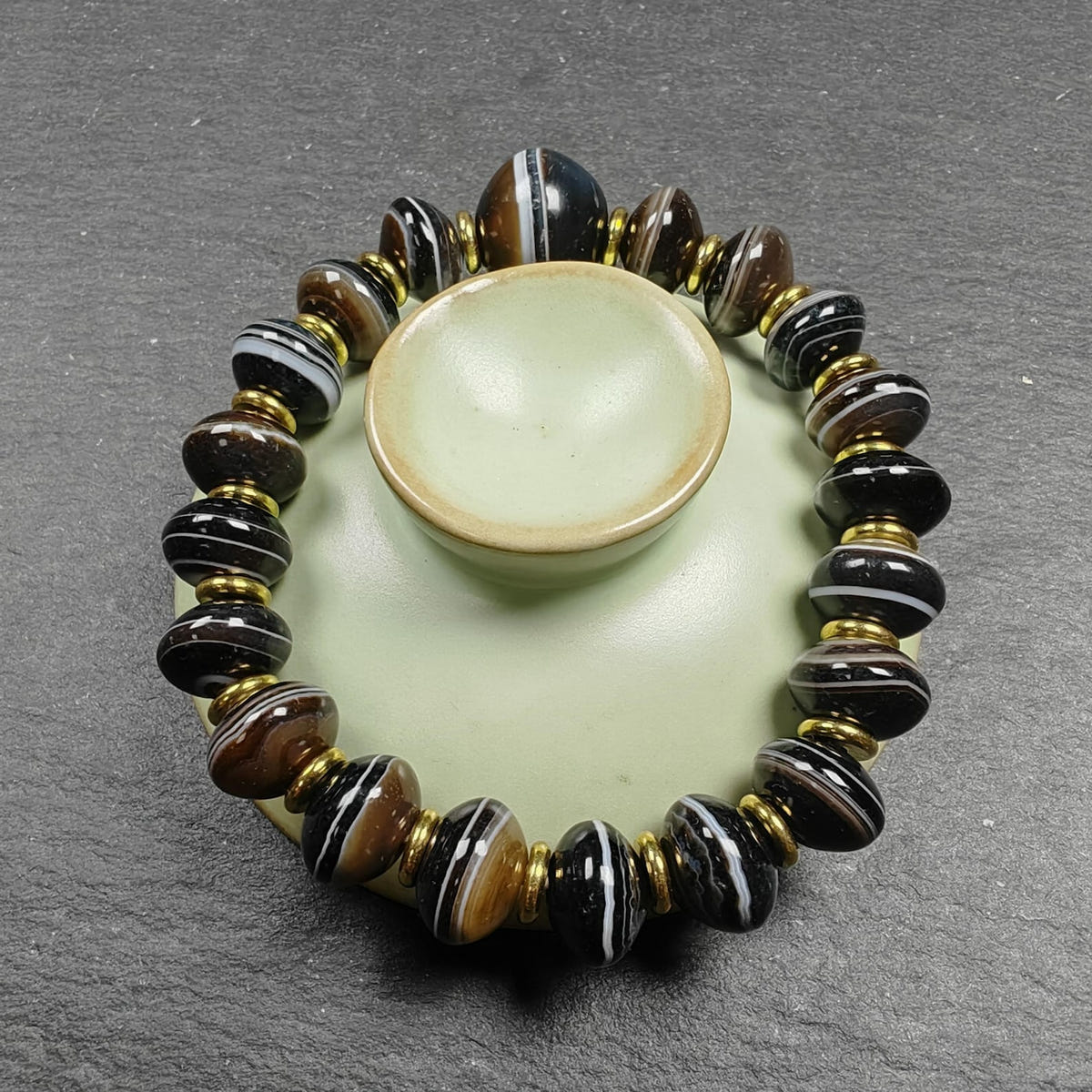 Tibetan Dzi Wrist Mala Medicine Buddha Dzi Bracelet - Tibetan Buddhist mala beads, close-up detail