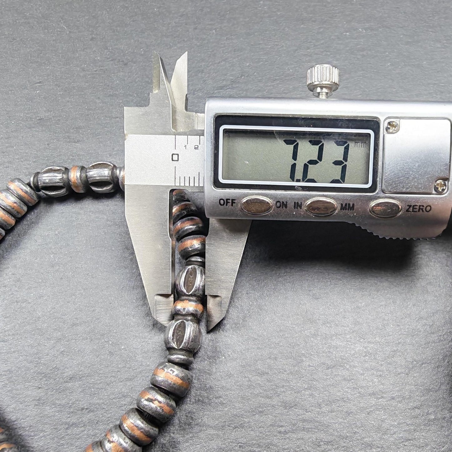 Wrist Mala ｜ Handmade 8mm Cold Iron Vajra Bracelet