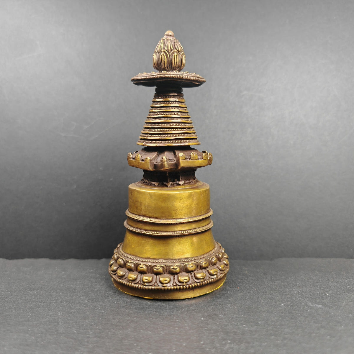 Kadampa Stupa / Kadam Stupa, 14cm height - Tibetan Buddhist statue, close-up detail