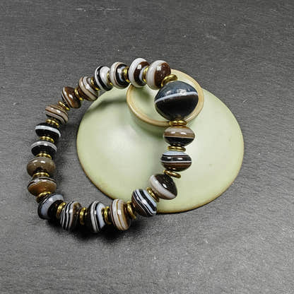 Authentic Tibetan Dzi Wrist Mala - Brown Medicine Buddha Bracelet - Decades Old - Tibetan Buddhist mala beads, view 6