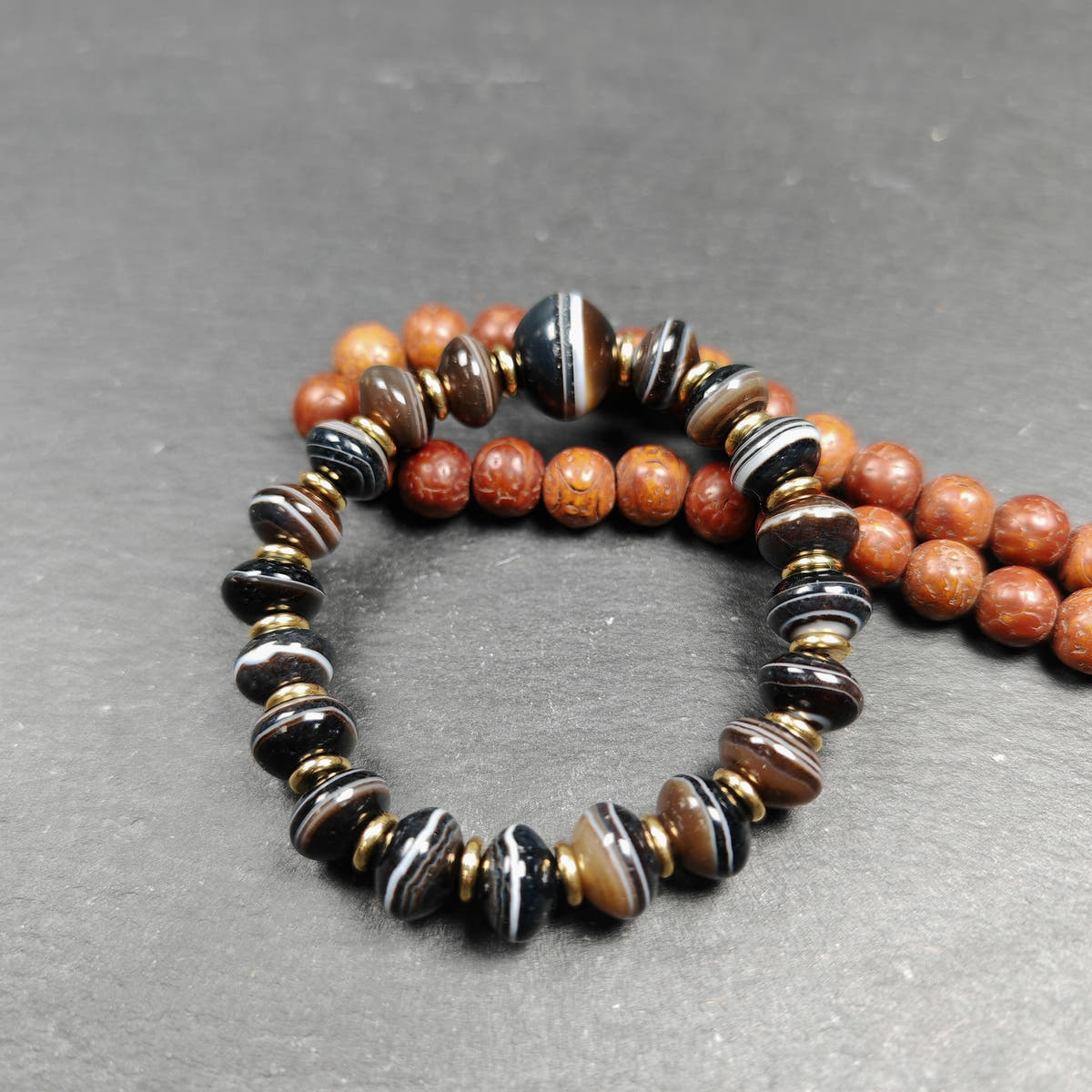 Tibetan Dzi Wrist Mala Medicine Buddha Dzi Bracelet - Tibetan Buddhist mala beads, front view