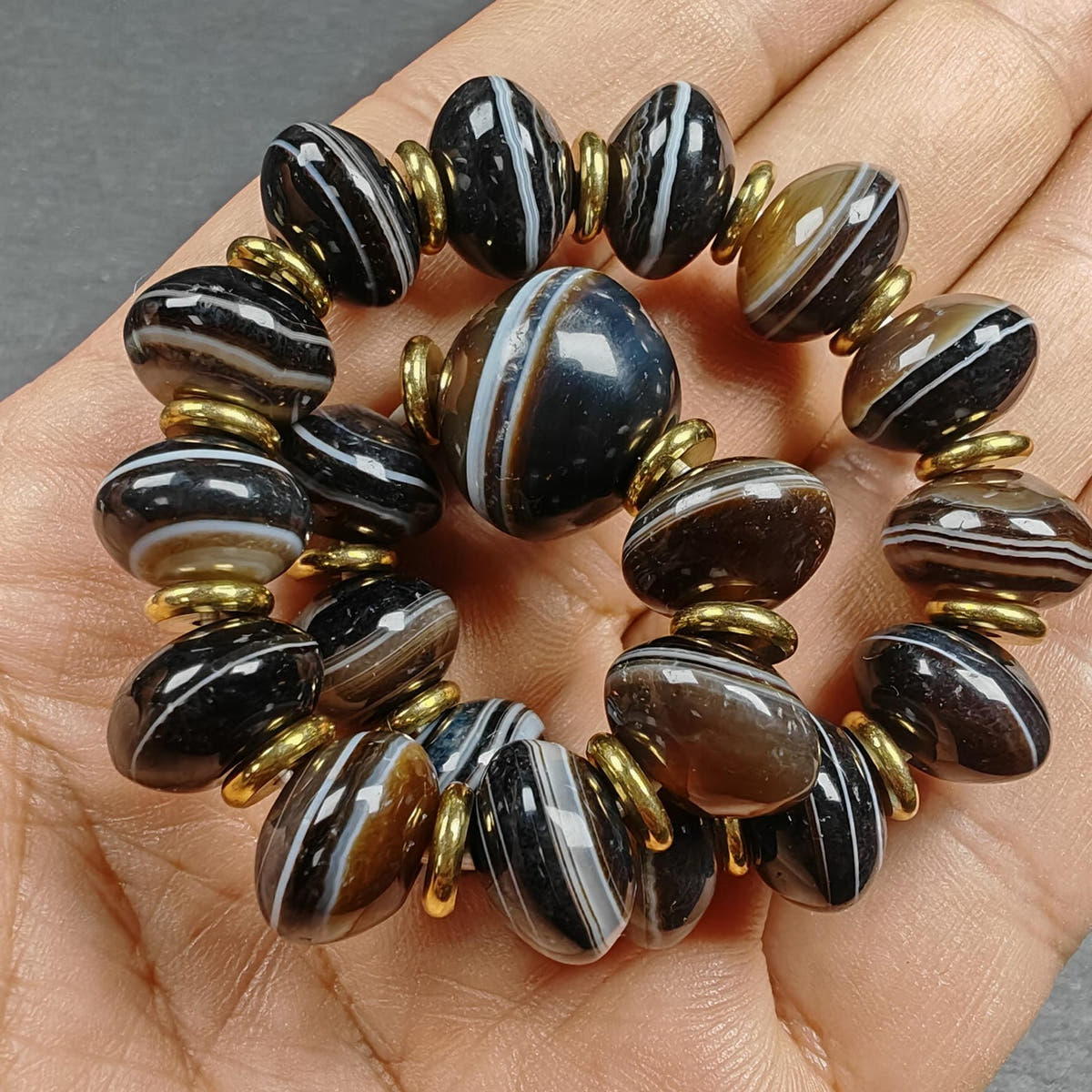 Tibetan Dzi Wrist Mala Medicine Buddha Dzi Bracelet - Tibetan Buddhist mala beads, view 9
