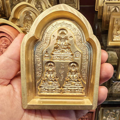 Bordered 3 Akshobhya Tsa Tsa Mold - Tibetan tsa tsa mold, detailed view