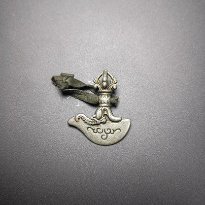 Amulet Pendant,Kartika(knife of the dakinis), Trantic Buddhism Dharma, Made of Thunder Iron