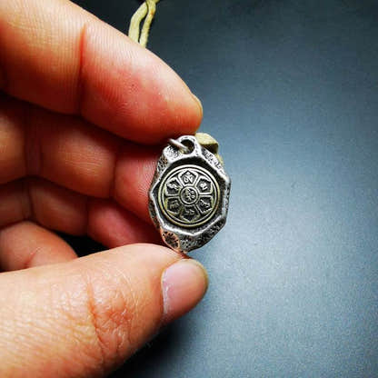 Protective Pendant,Om Mani Padme Hum Mantra Amulet - Tibetan Buddhist amulet, view 4
