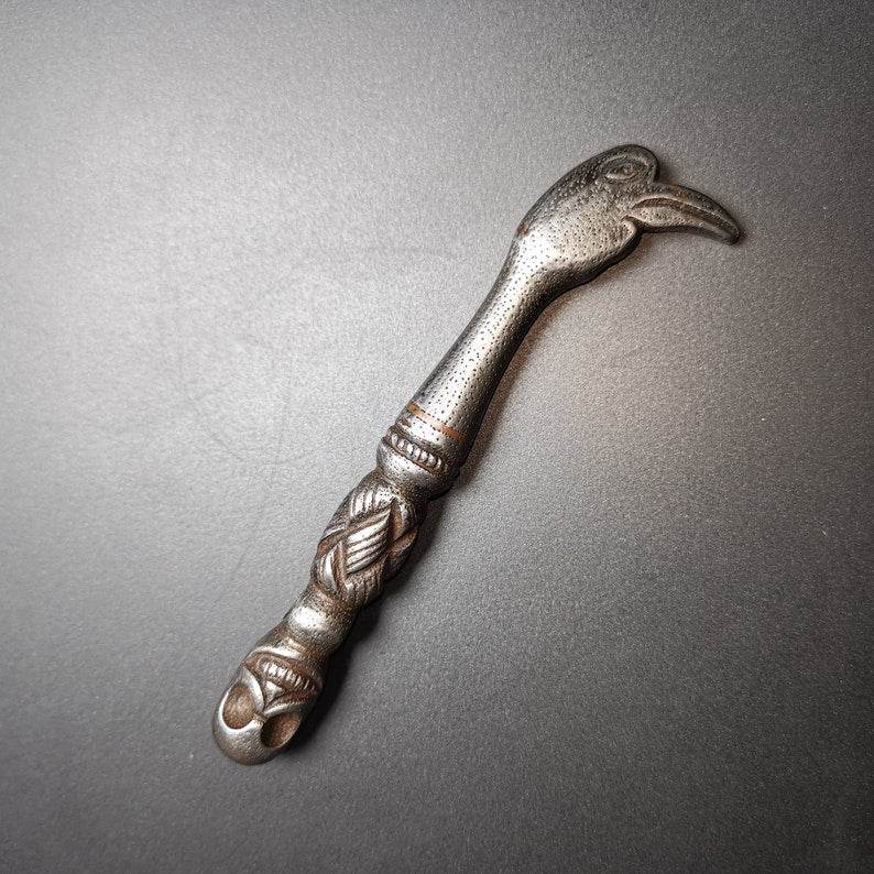 Thokcha Pendant,Pickaxe Amulet, Trantic Buddhism Dharma Ritual - Tibetan Buddhist amulet, close-up detail
