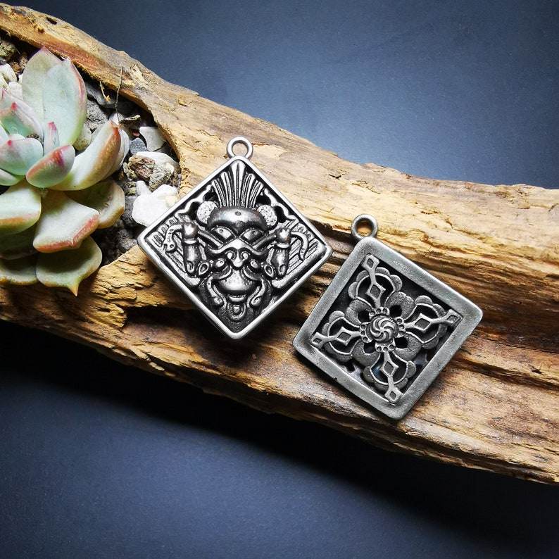 Amulet,Garuda-the Four Dignities Garuda,Tiger,Dragon,Lion - Tibetan Buddhist amulet, view 4