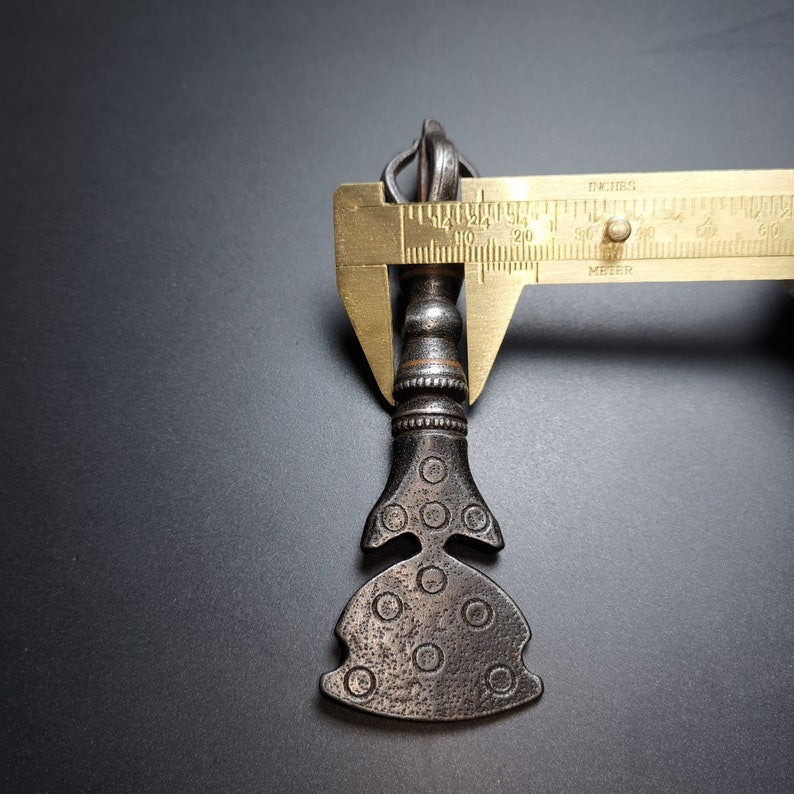 Gandhanra Antique Tibetan Amulet Pendant,Small Kartika(knife of the dakinis), Trantic Buddhism Dharma, Made of Thunder Iron (Thokcha)