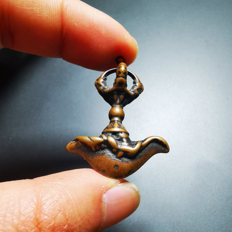 Thokcha Amulet Pendant,Kartika(knife of the dakinis), Trantic Buddhism Dharma, Made of Brass