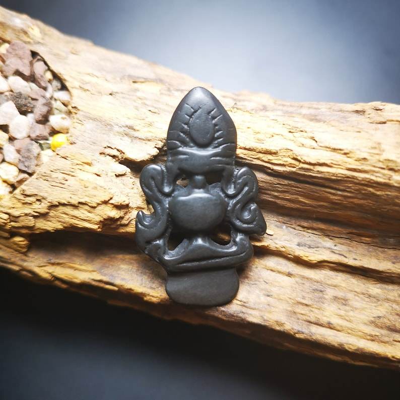 Antique Triratna Symbol Badge, Nubro,Tibetan Buddhist Protective Amulet Pendant, - Tibetan Buddhist amulet, close-up detail