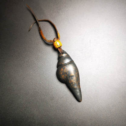 Shankha Divine Conch Amulet - Tibetan Buddhist amulet, view 4