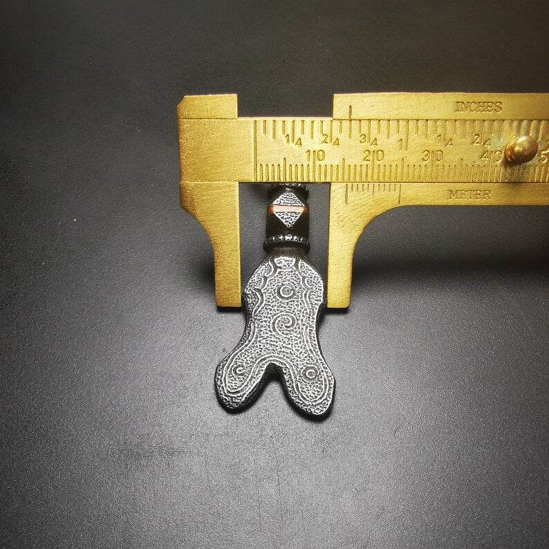 Amulet,Vajra Fork - Tibetan Buddhist amulet, size reference