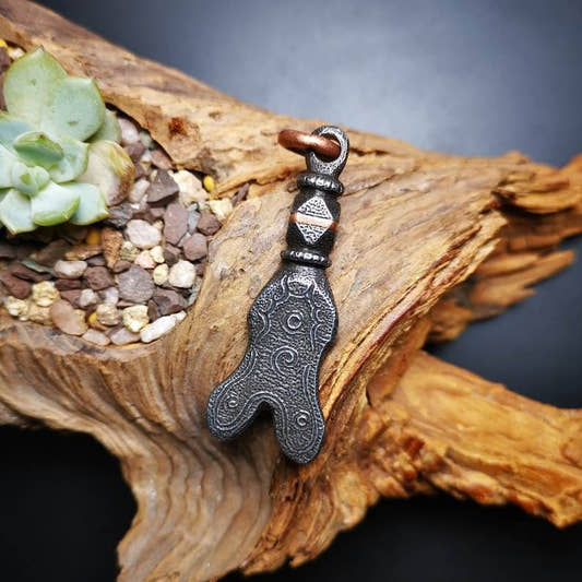 Amulet,Vajra Fork - Tibetan Buddhist amulet, front view
