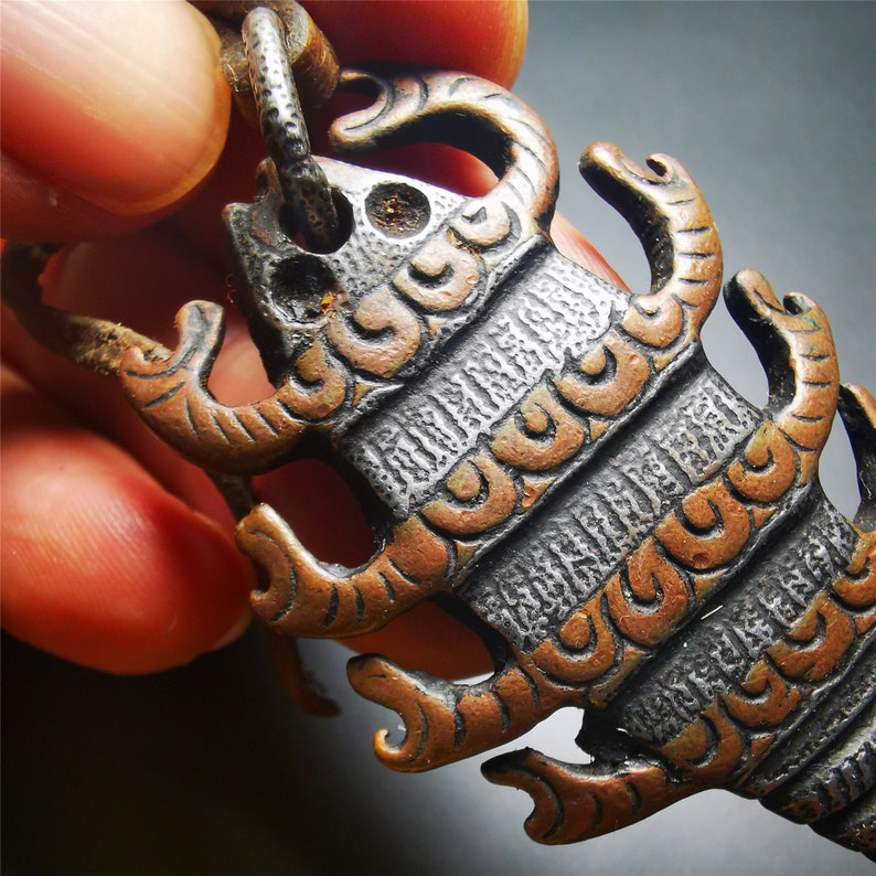 Gandhanra Antique Tibetan Thokcha Amulet Pendant,Scorpion Guru of Padmasambhava, Buddhist Scorpion Totem, Made of Thunder Iron