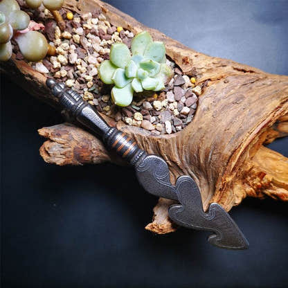 Amulet Kila Dagger Dorje Phurba ,Snake Spear - Tibetan Buddhist amulet, front view