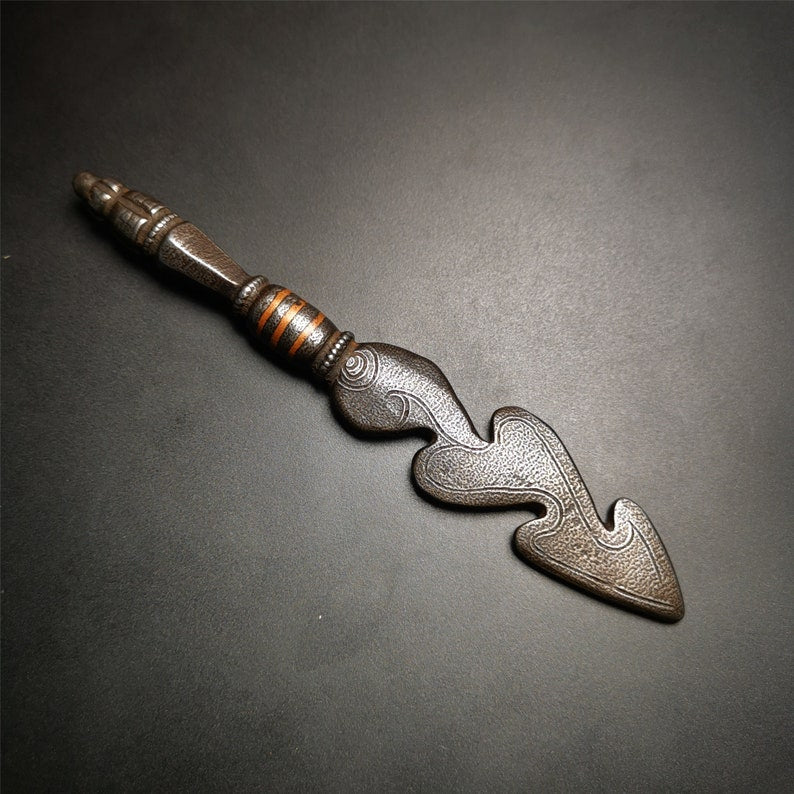 Gandhanra Tibetan Amulet Kila Dagger (Dorje Phurba),Snake Spear,Dharma Ritual Altar Tool,Made of Cold Iron inlaid with Copper