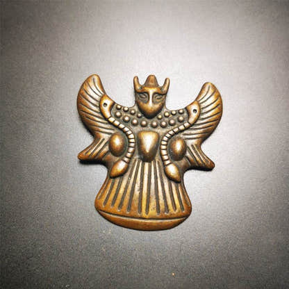 Tibetan Buddhist Amulet,Garuda,Golden-winged Bird Pendant - Tibetan Buddhist amulet, close-up detail