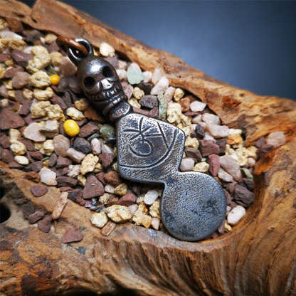 Skull Sītavana Phurba Amulet,Kila,Kilaka Pendant - Tibetan Buddhist amulet, front view
