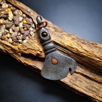 Thokcha Amulet Pendant,Kartika(knife of the dakinis), Trantic Buddhism Dharma, Made of Thunder Iron,Copper Inlay