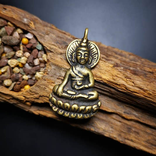 Buddhist Amulet Pendant,Bhaisajyaguru,Medicine Buddha,50 Years Old - Tibetan Buddhist amulet, front view
