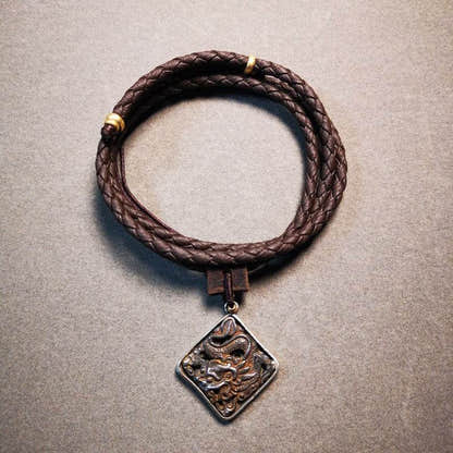 Amulet,Dragon -the Four Dignities - Tibetan Buddhist amulet, view 4