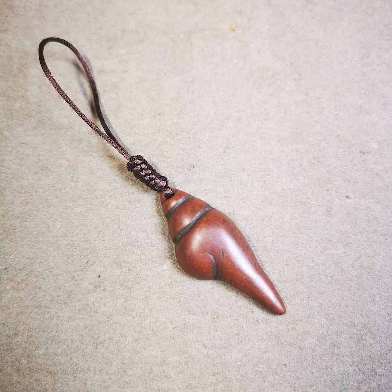 Acient Shankha(Divine Conch) Badge,Tibetan Buddhist Protective Amulet Pendant,Made of Lima Brass