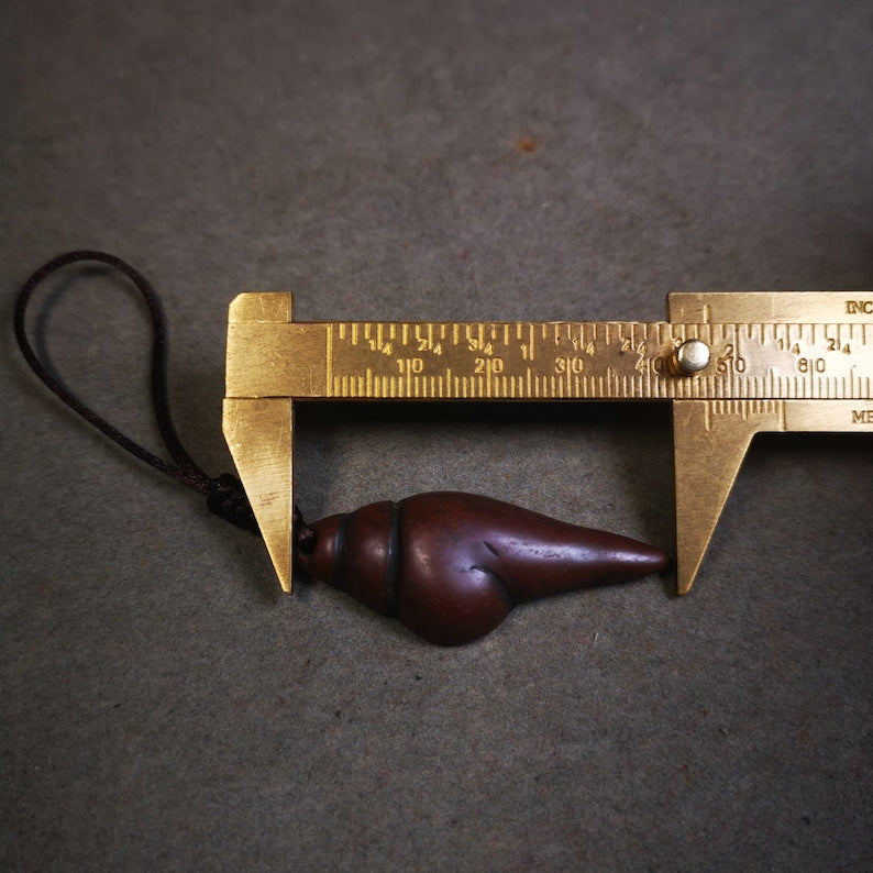 Acient Shankha(Divine Conch) Badge,Tibetan Buddhist Protective Amulet Pendant,Made of Lima Brass