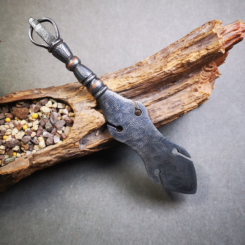 Gandhanra Tibetan Amulet Kila Dagger (Dorje Phurba),Dharma Ritual,Altar Tool,Made of Cold Iron inlaid with Copper