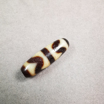 Tiger Tooth Tasso Dzi Bead