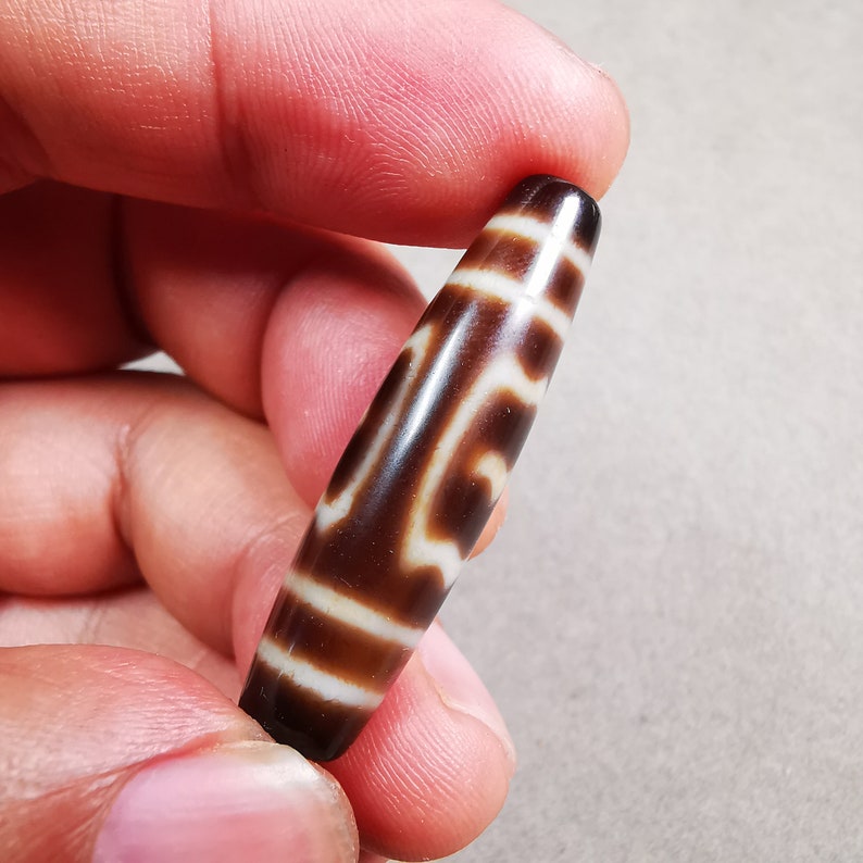 Garuda Dzi Bead,Tibetan Chung,Protective Amulet,Small Size 39*10 mm Gandhanra-ART