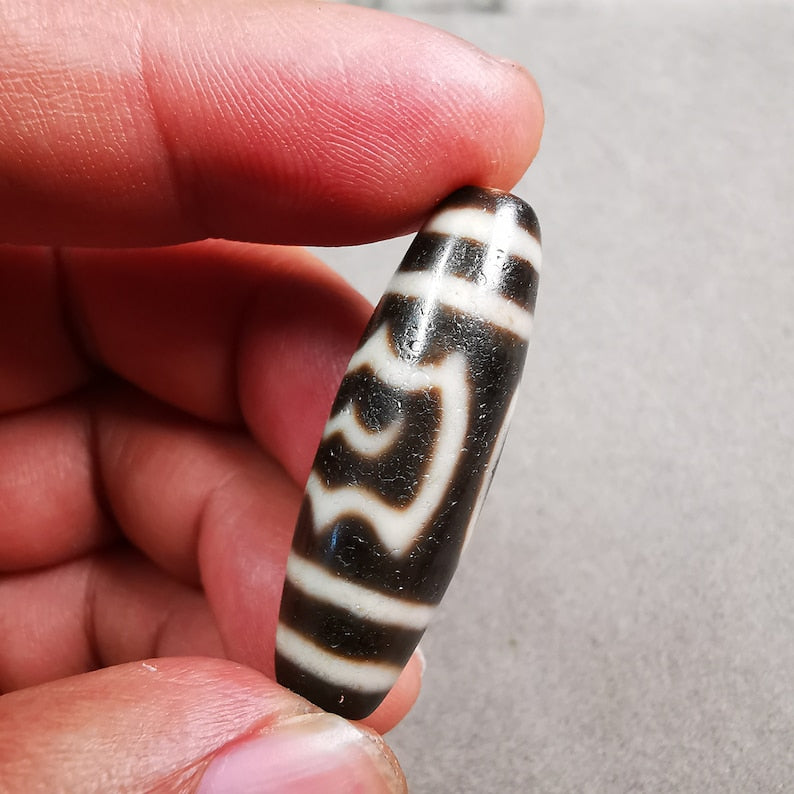 Garuda Dzi Bead,Tibetan Chung,Protective Amulet,Small Size 37*12 mm Gandhanra-ART