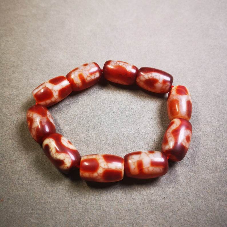 Fire Agate Dzi Bead Bracelet - Tibetan Buddhist mala beads, size reference