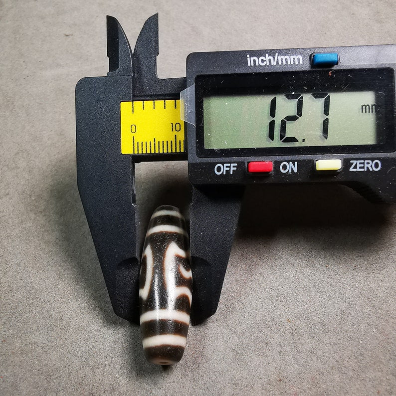 Garuda Dzi Bead,Tibetan Chung,Protective Amulet,Small Size 37*12 mm Gandhanra-ART