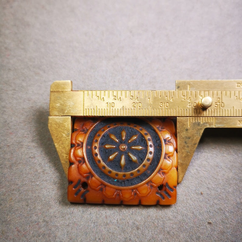 Yak Bone Carved Mandala Amulet Badge, Tibetan Buddhist Prayer Wheel Pendant,Dharma Chakra