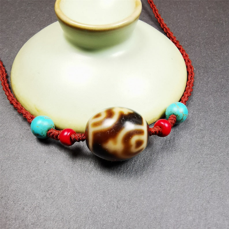 Treasure Vase Dalo Dzi Bead Necklace