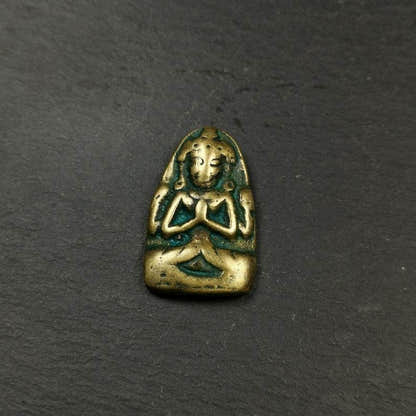 Amulet, Chenrezig Pendant Badge,32 - Tibetan Buddhist amulet, view 4