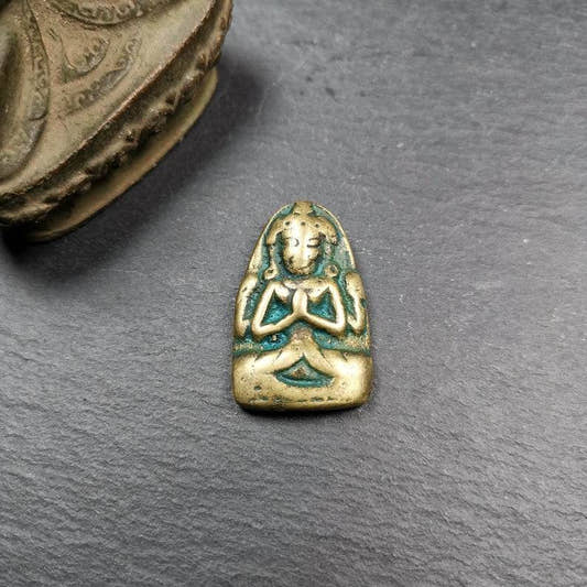 Amulet, Chenrezig Pendant Badge,32 - Tibetan Buddhist amulet, front view