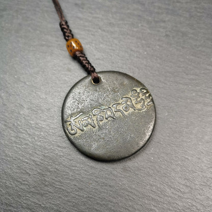 Chenrezig / Padmapani Amulet,Om Mani Padme Hum Badge Pendant