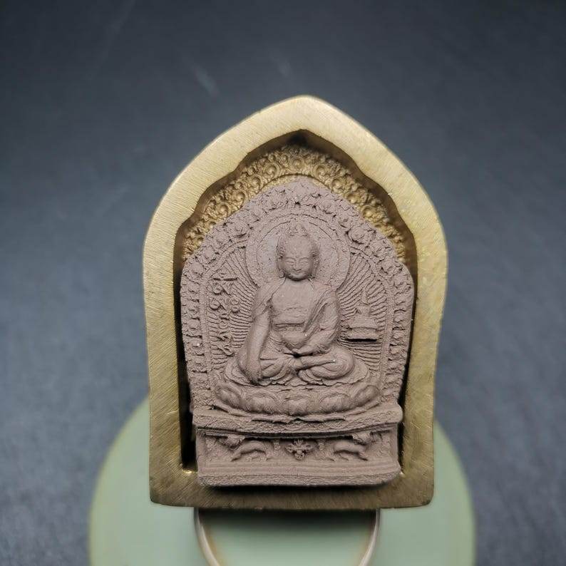 Shakyamuni Tsa Tsa Mold,5cm Height - Tibetan tsa tsa mold, close-up detail