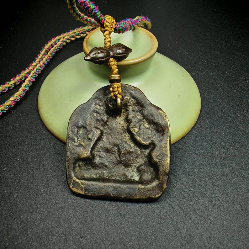 Buddha Statue Amulet Guru Rinpoche,Padmasambhava Pendant,Lotus Born