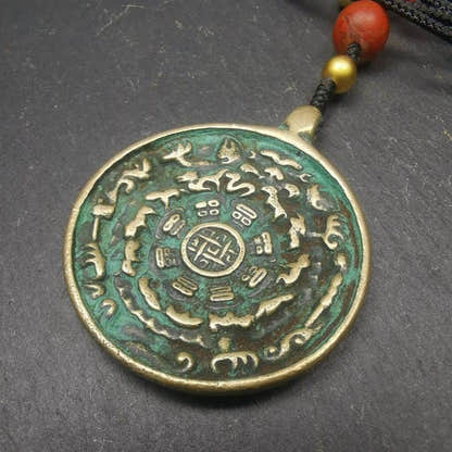 Calendar Amulet Sipaho Badge - Melong Mirror 43mm - Tibetan Buddhist amulet, detailed view