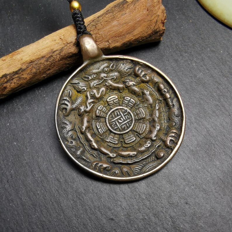 Calendar Amulet Sipaho Badge - Melong Mirror,42mm