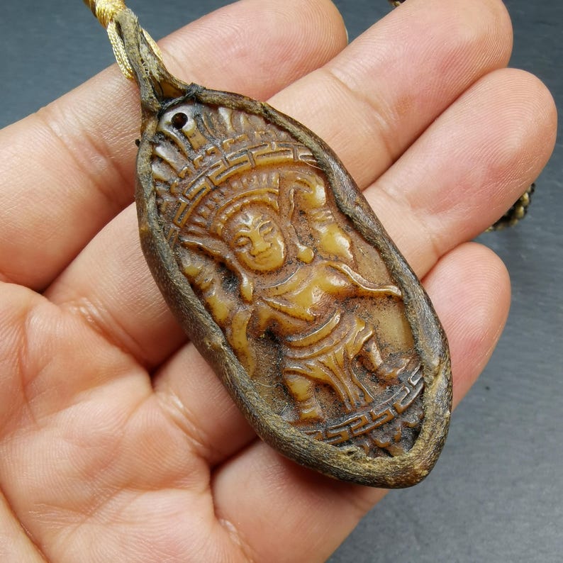 Gandhanra Mysterious Tibetan Buddha Statue Amulet,Gandhanra Old Tibetan Yak Bone Carved Pendant,70×29mm